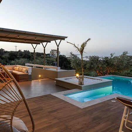 Rizes Villa With Jacuzzi & Heated Pool Agia Triada Extérieur photo