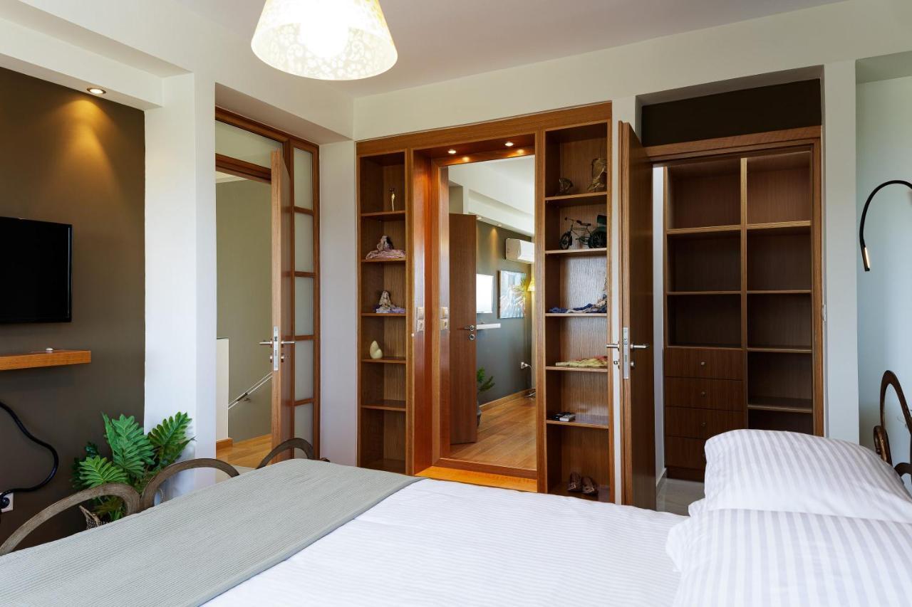 Rizes Villa With Jacuzzi & Heated Pool Agia Triada Extérieur photo