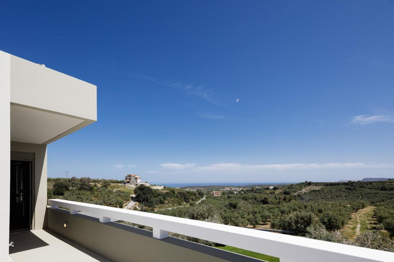Rizes Villa With Jacuzzi & Heated Pool Agia Triada Extérieur photo