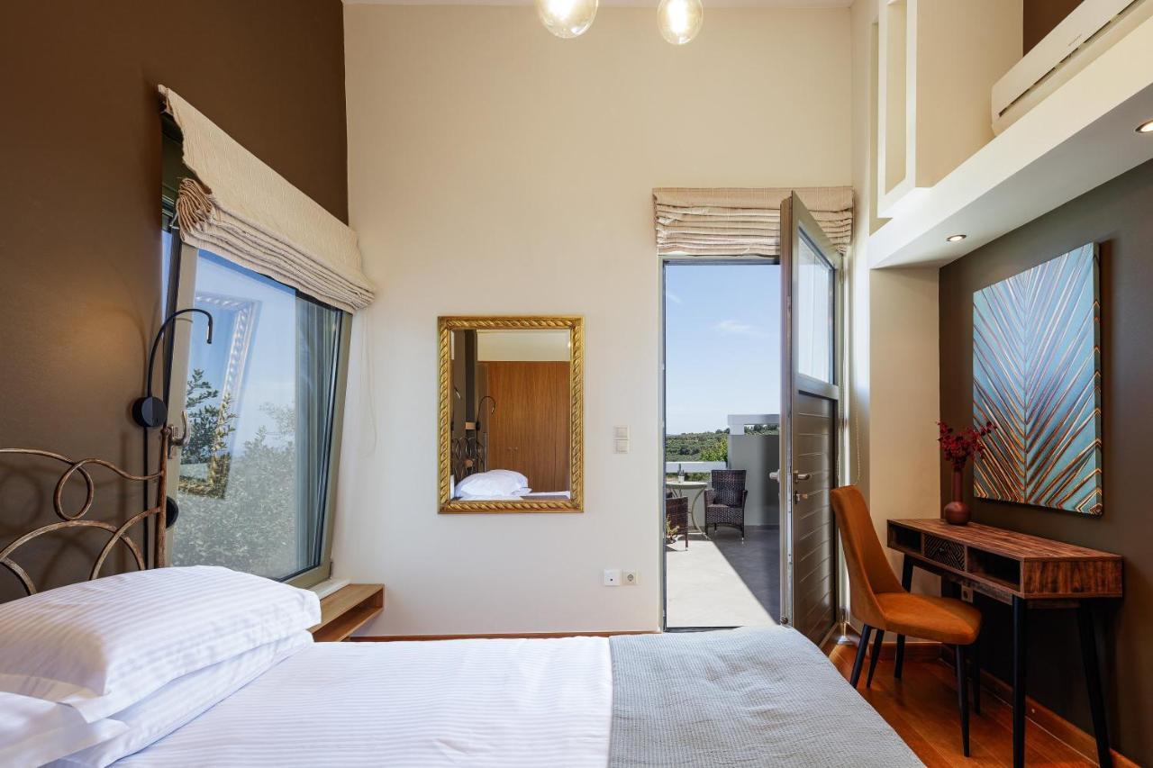 Rizes Villa With Jacuzzi & Heated Pool Agia Triada Extérieur photo