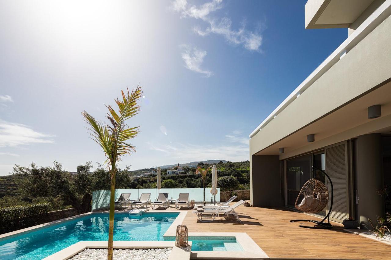Rizes Villa With Jacuzzi & Heated Pool Agia Triada Extérieur photo