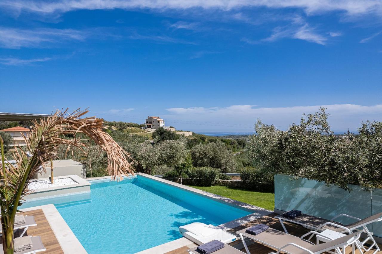 Rizes Villa With Jacuzzi & Heated Pool Agia Triada Extérieur photo
