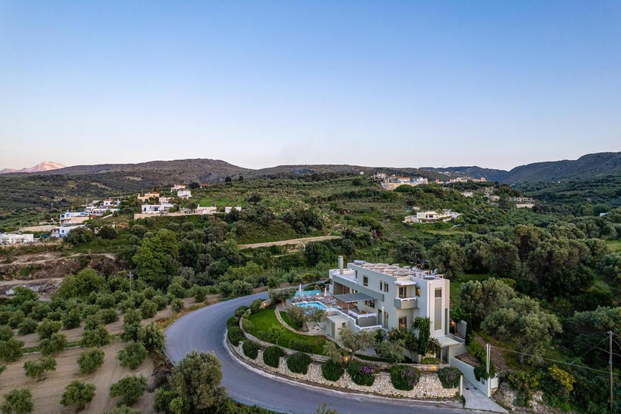 Rizes Villa With Jacuzzi & Heated Pool Agia Triada Extérieur photo