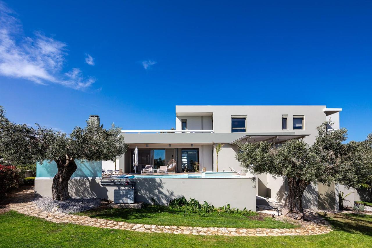 Rizes Villa With Jacuzzi & Heated Pool Agia Triada Extérieur photo